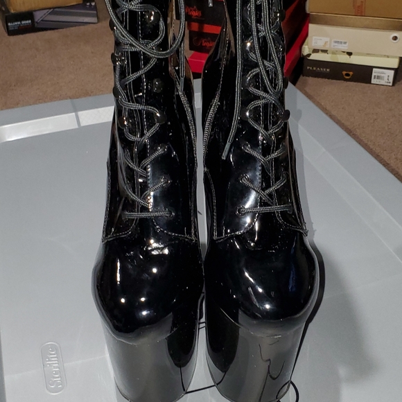 Super tall platform boots - Picture 3 of 4